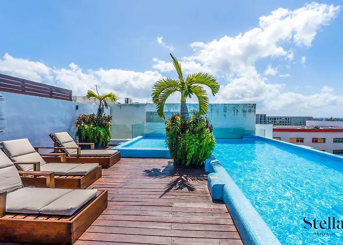 With Roof Pool Half Block To 5th Ave Сasa de vacaciones Playa del Carmen